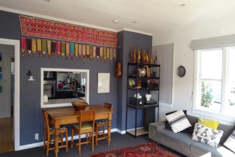 Photo of property in 2 Leicester Street, Picton, 7220