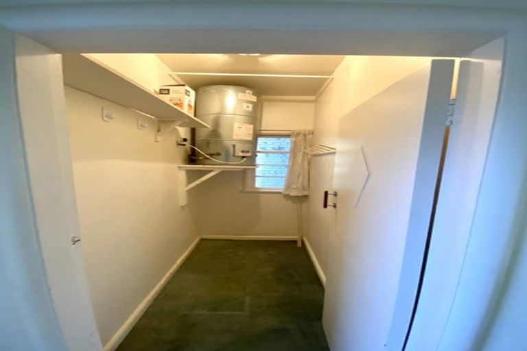 Photo of property in 182 Oriental Parade, Oriental Bay, Wellington, 6011