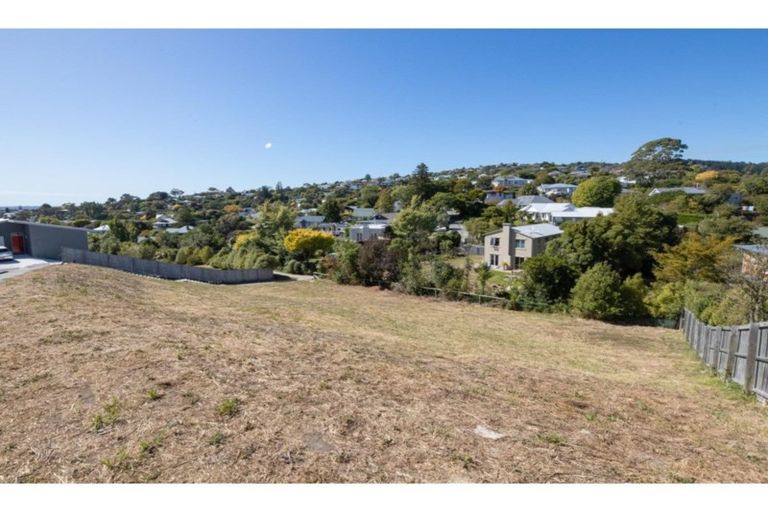 Photo of property in 7 Sasaram Lane, Cashmere, Christchurch, 8022