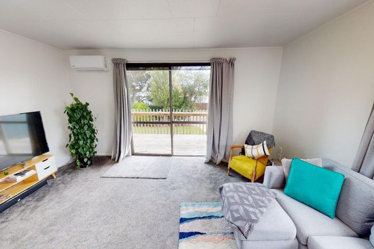 Photo of property in 24 Fergusson Street, Marton, 4710