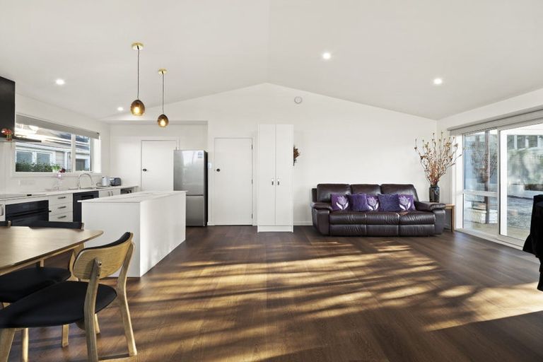 Photo of property in 3 Moana Crescent, Musselburgh, Dunedin, 9013