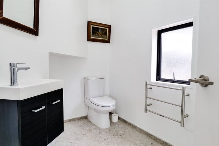 Photo of property in 30 Gilmour Terrace, Lyttelton, 8082