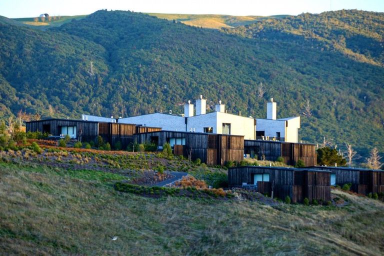 Photo of property in 18 The Fairways, Kinloch, Taupo, 3377