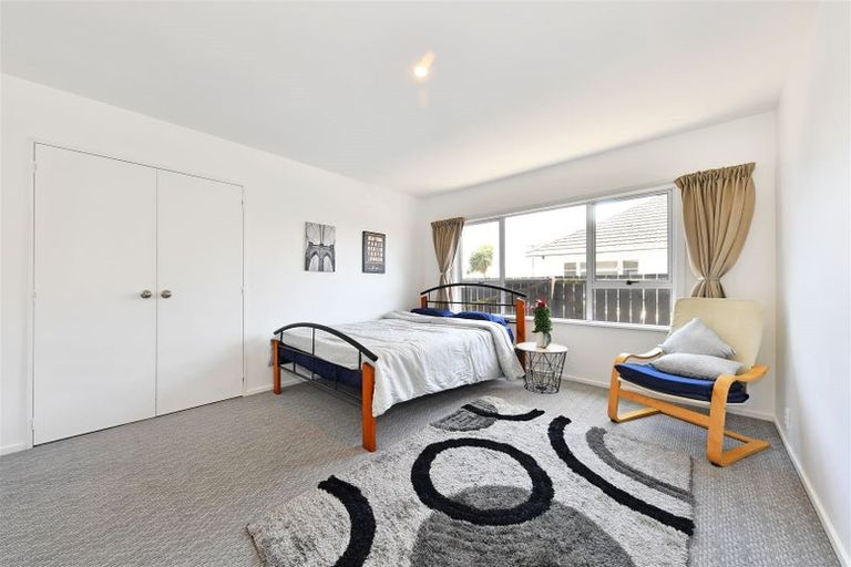 Photo of property in 24 Roberts Road, Hei Hei, Christchurch, 8042