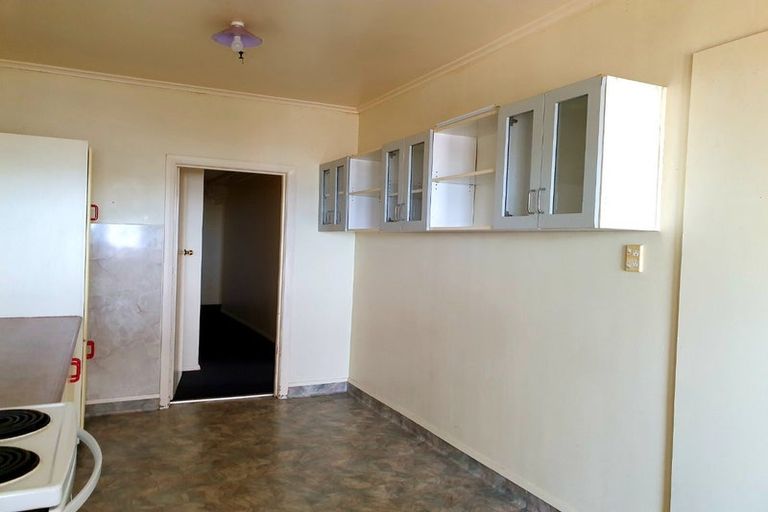 Photo of property in 3 Lincoln Road, Bluff Hill, Napier, 4110