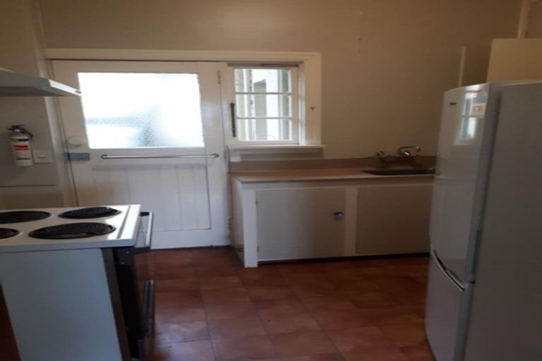 Photo of property in 1/35 Tennyson Street, Dunedin Central, Dunedin, 9016