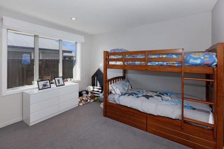 Photo of property in 18 Puaka Street, Pegasus, 7612