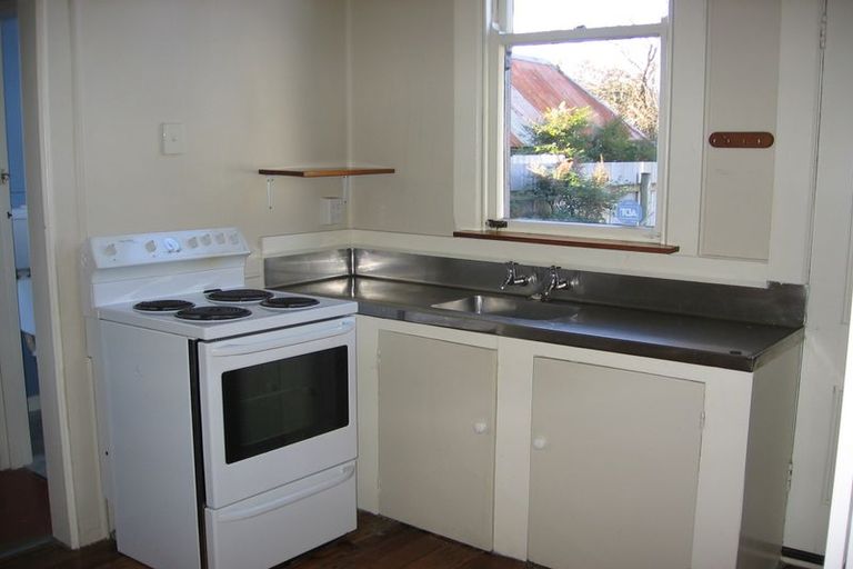 Photo of property in 31 Waldegrave Street, Palmerston North, 4410