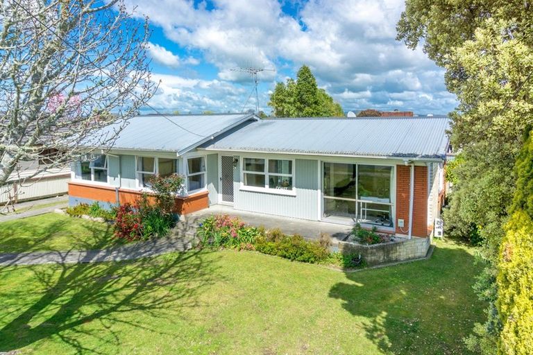 Photo of property in 37 Heath Street, St Andrews, Hamilton, 3200