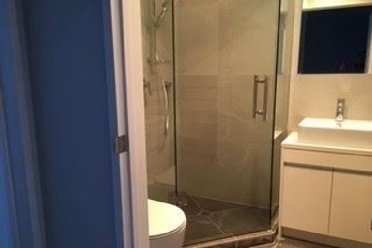 Photo of property in 101 Bordeaux Parade, Te Atatu South, Auckland, 0610