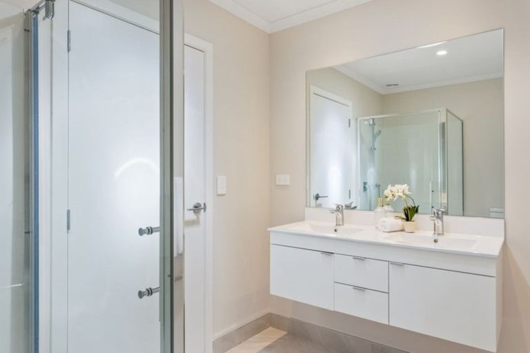 Photo of property in 61 Mapou Road, Hobsonville, Auckland, 0616