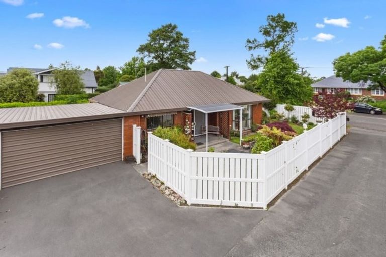 Photo of property in 42a Brookside Terrace, Bryndwr, Christchurch, 8053