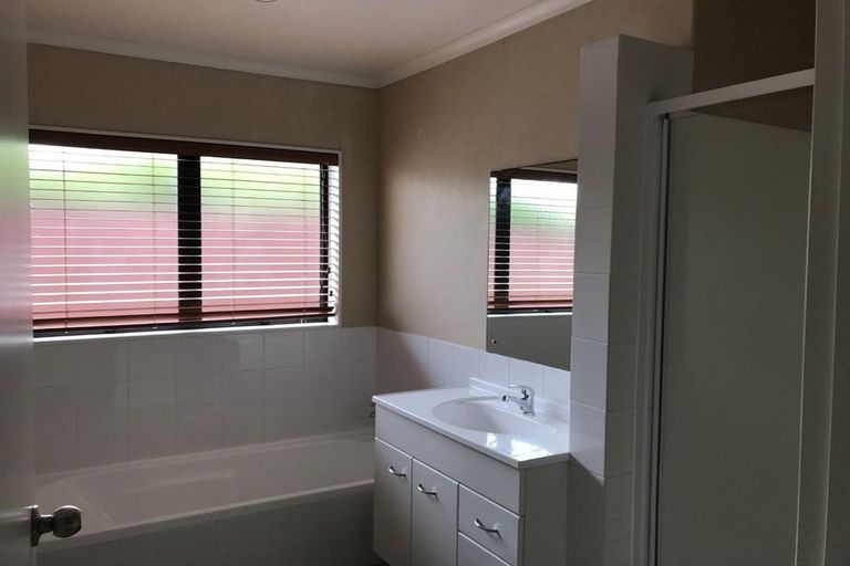 Photo of property in 129 Williams Street, Cambridge, 3434