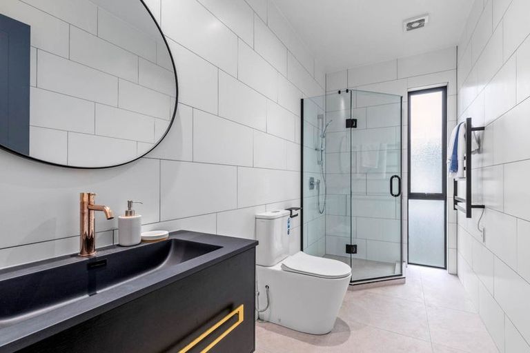 Photo of property in 54 Wainui Road, Silverdale, 0932