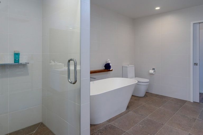 Photo of property in 12 Devenish Place, Atawhai, Nelson, 7010