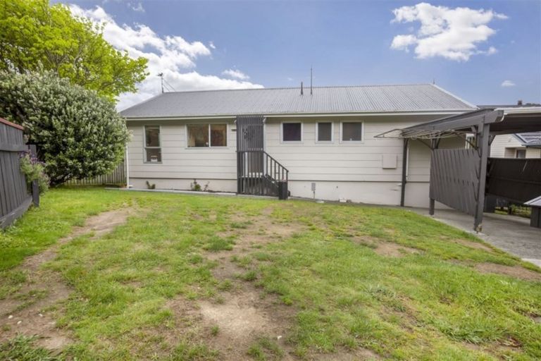 Photo of property in 86 Leeward Drive, Whitby, Porirua, 5024