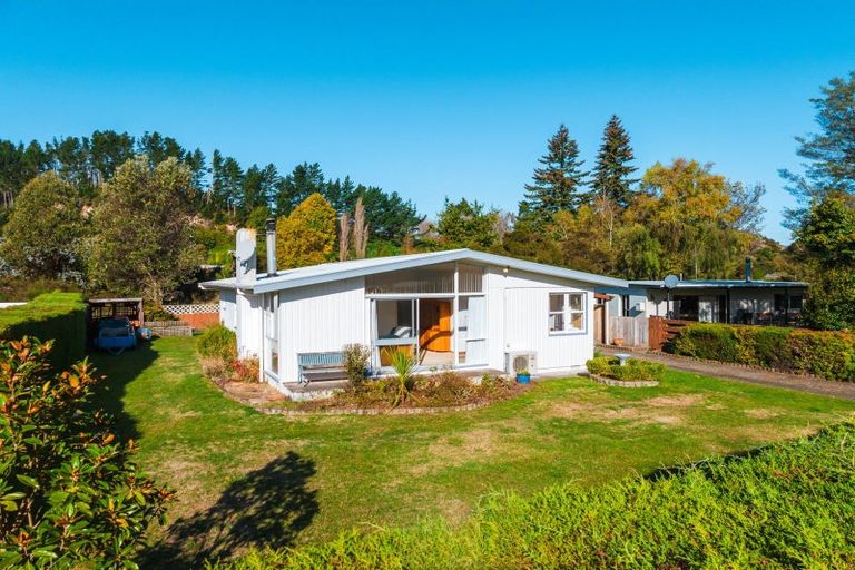 Photo of property in 71 Te Herekiekie Street, Turangi, 3334