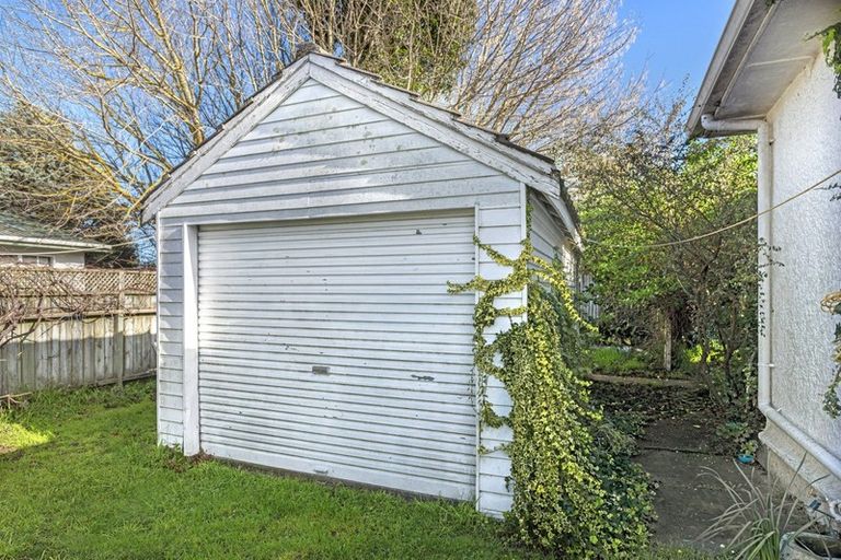 Photo of property in 14 Cochrane Street, Elgin, Gisborne, 4010
