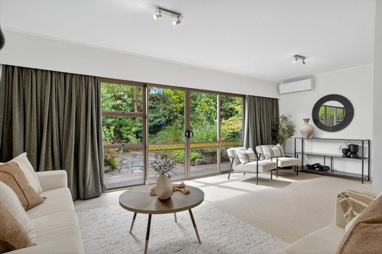 Photo of property in 1/1a Gordon Avenue, Forrest Hill, Auckland, 0620