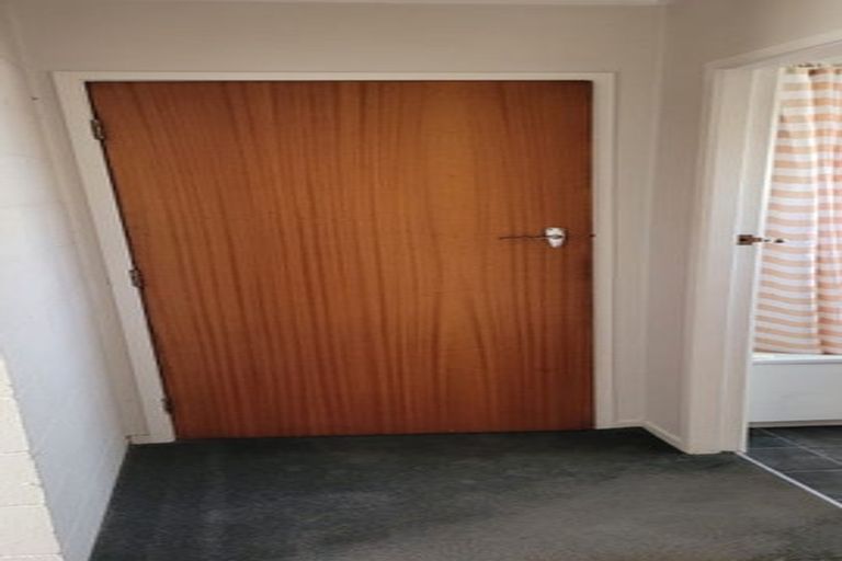 Photo of property in 24 Maire Street, Inglewood, 4330