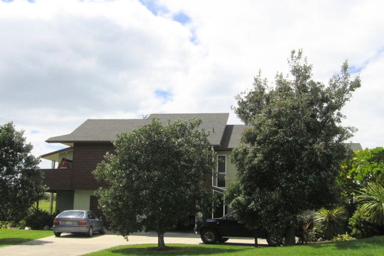 Photo of property in 10 The Loop, Waihi Beach, 3611