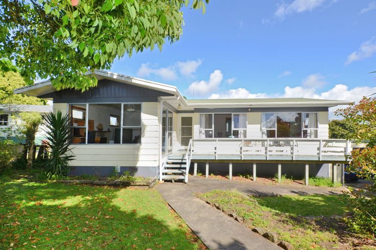 Photo of property in 14 Earls Terrace, Mount Victoria, Wellington, 6011