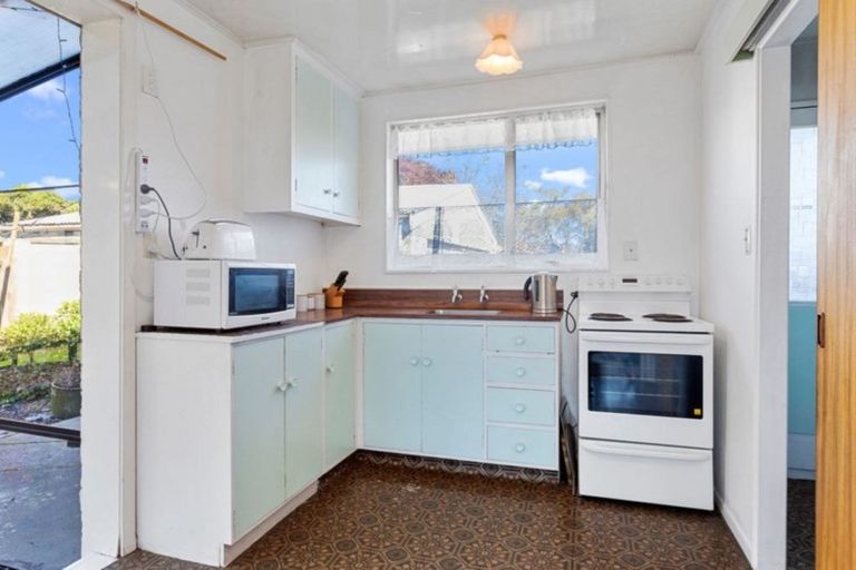 Photo of property in 2/14 Staffa Street, Woolston, Christchurch, 8062