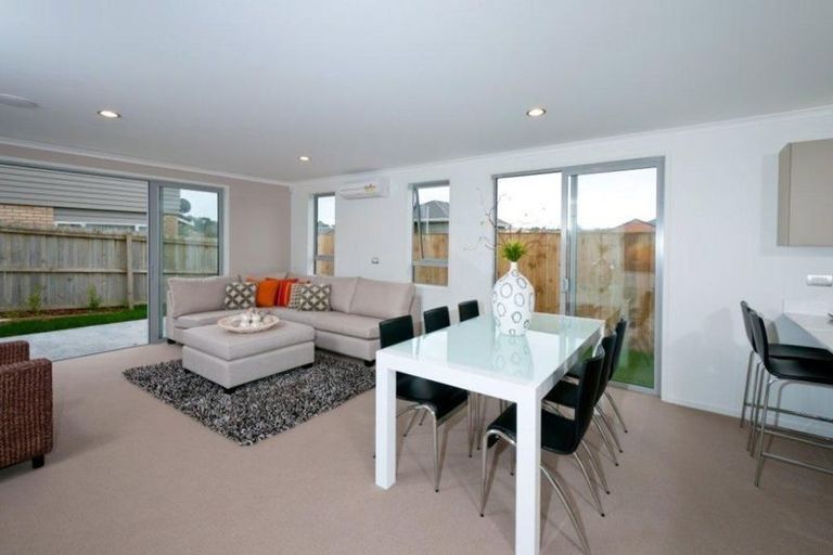 Photo of property in 18 Andersons Road, Oteha, Auckland, 0632