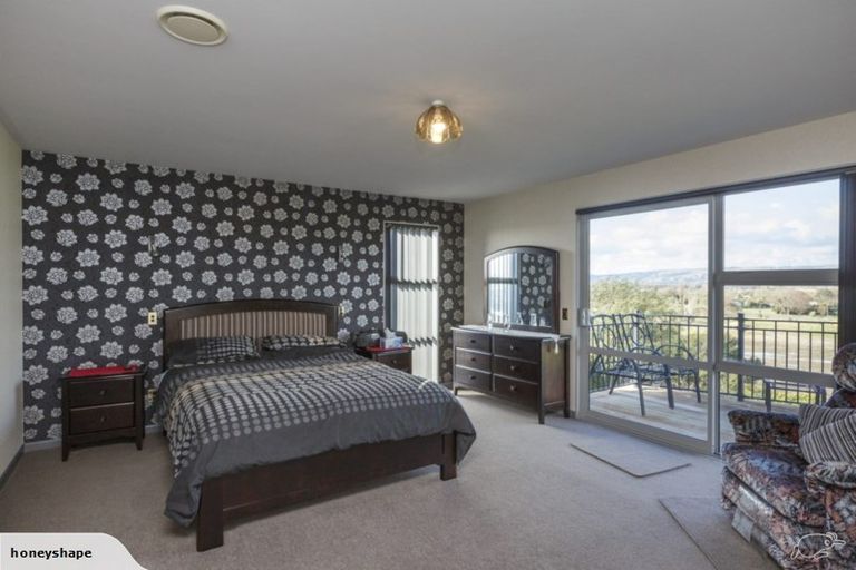 Photo of property in 36 Rodeo Drive, Kelvin Grove, Palmerston North, 4414
