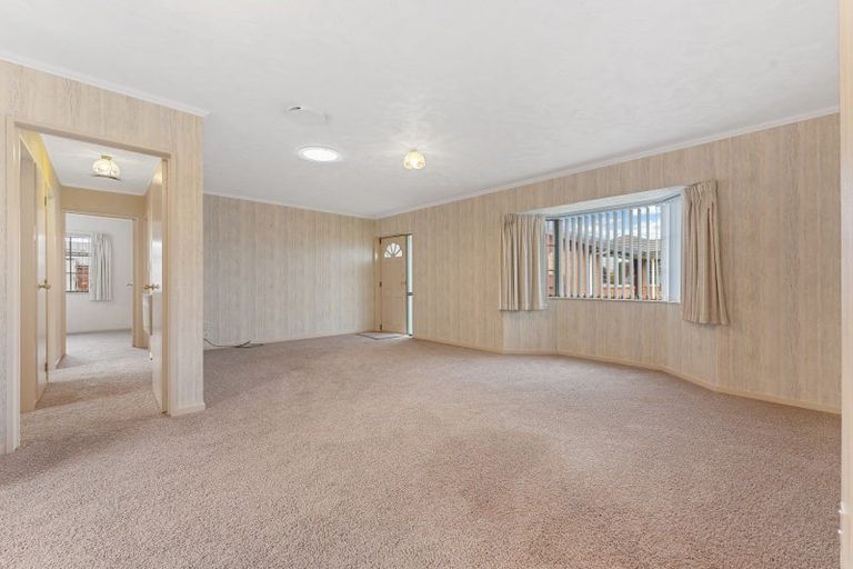 Photo of property in 6 Surrey Lane, Levin, 5510