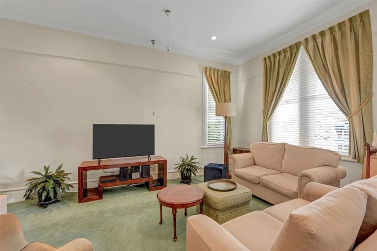 Photo of property in 43 Collingwood Street, Nelson, 7010