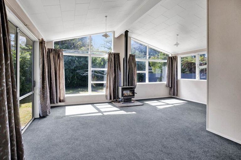 Photo of property in 21 Manawapou Road, Hawera, 4610