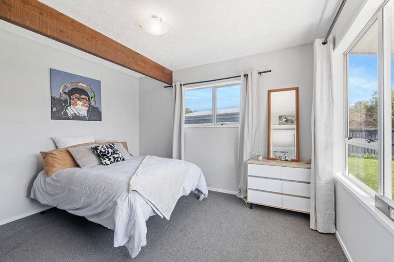 Photo of property in 1/17d Te Maru Place, Redwood, Christchurch, 8051