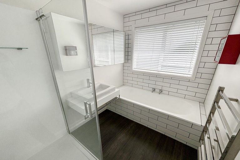 Photo of property in 2/190 Rutland Street, St Albans, Christchurch, 8052