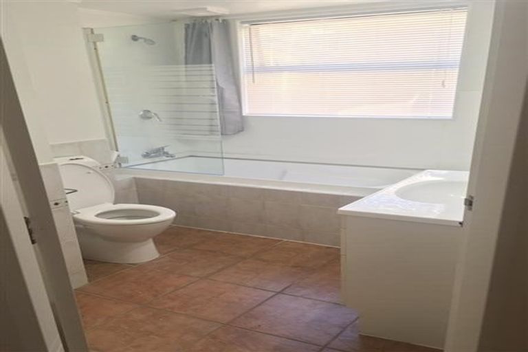 Photo of property in 566i Adelaide Road, Berhampore, Wellington, 6023