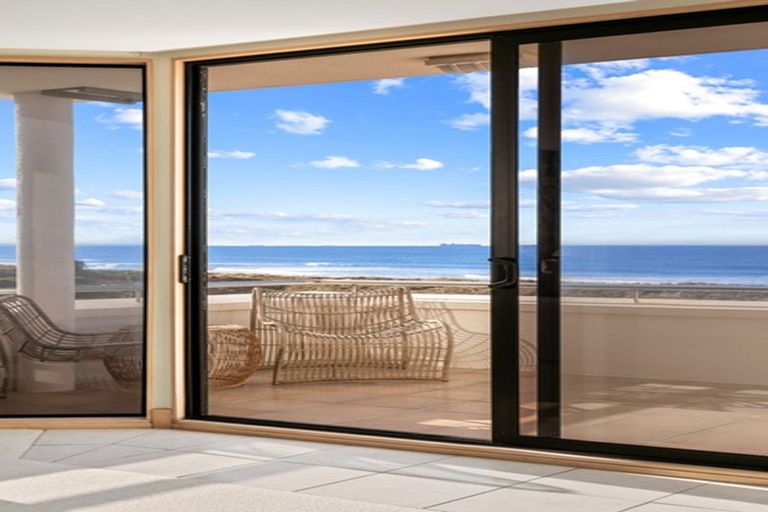 Photo of property in 8a Pacific View Road, Papamoa Beach, Papamoa, 3118