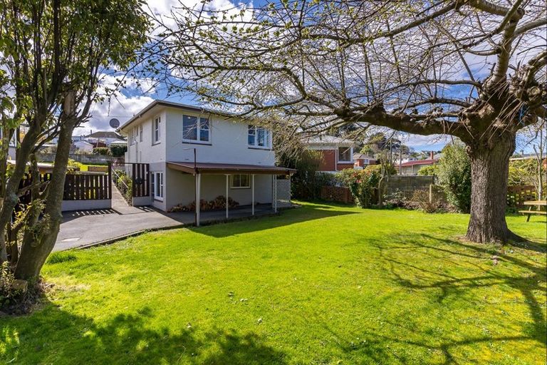 Photo of property in 15 Watson Street, Green Island, Dunedin, 9018