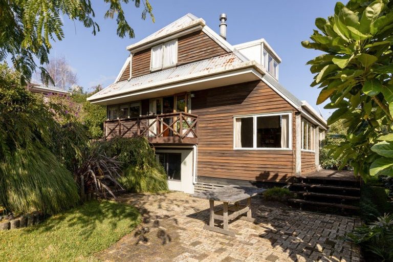 Photo of property in 54 Resolution Road, Welcome Bay, Tauranga, 3112