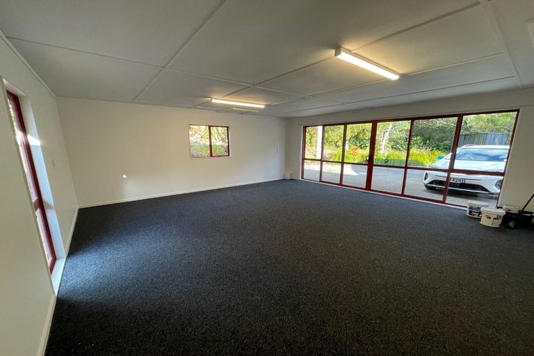 Photo of property in 169 Vaughans Road, Okura, Albany, 0792