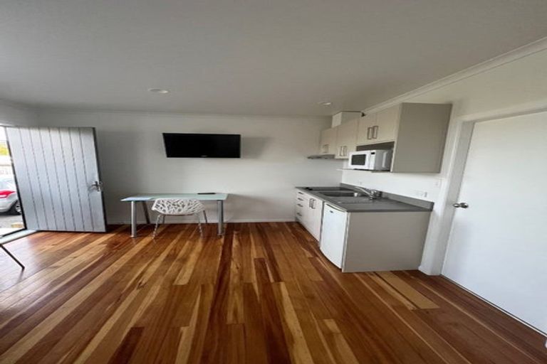 Photo of property in 8a Mount View Road, Melville, Hamilton, 3206