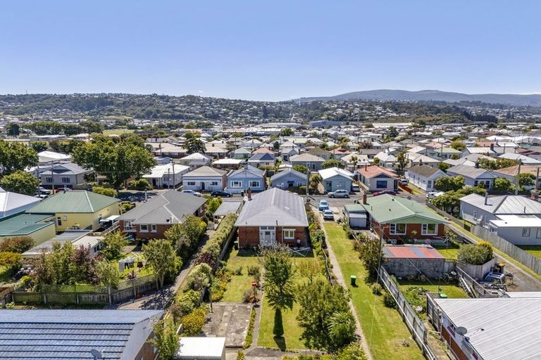 Photo of property in 263 Oxford Street, South Dunedin, Dunedin, 9012