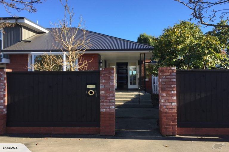 Photo of property in 2/1a Glandovey Road, Fendalton, Christchurch, 8052