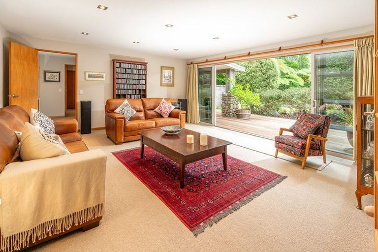 Photo of property in 54 Kohekohe Road, Waikanae, 5036