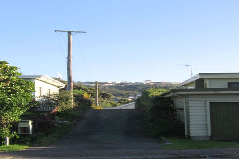 Photo of property in 40 Main Road, Titahi Bay, Porirua, 5022