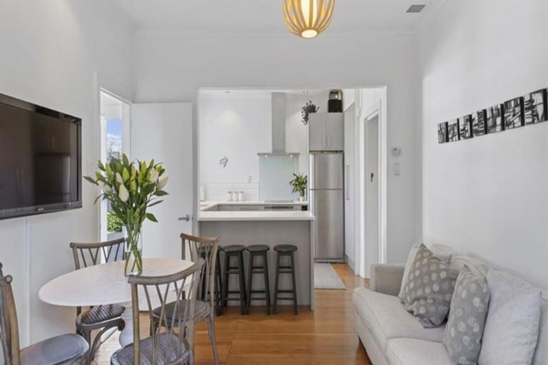 Photo of property in 14 Stenness Avenue, Somerfield, Christchurch, 8024