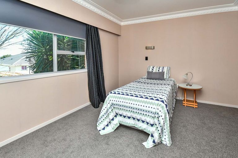 Photo of property in 1/19 Snell Avenue, Papakura, 2110