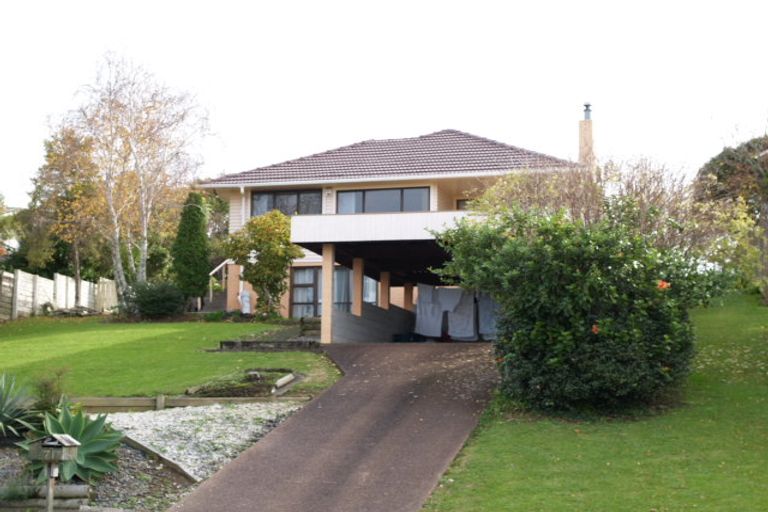 Photo of property in 71 Alexander Street, Cockle Bay, Auckland, 2014