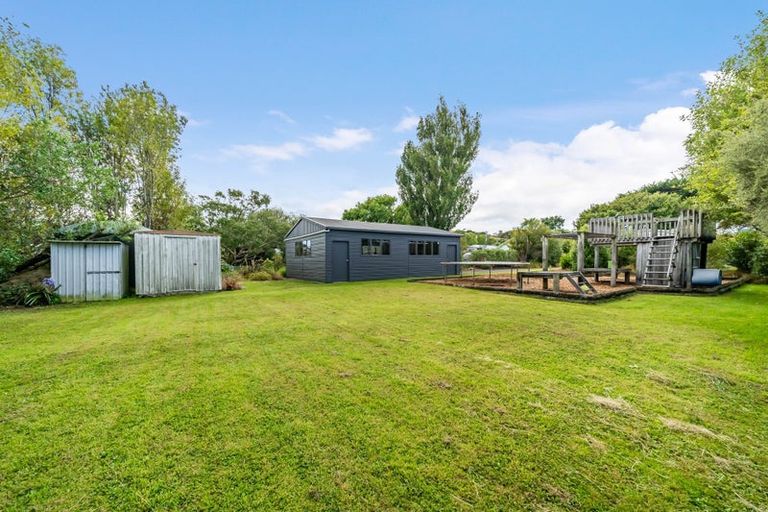 Photo of property in 29 Paekakariki Hill Road, Pauatahanui, Porirua, 5381