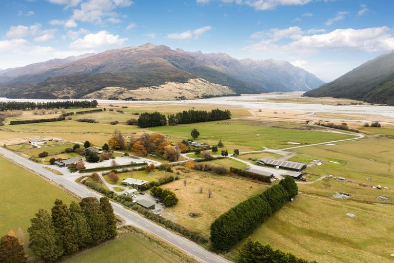 Photo of property in 2 Wilkin Road, Makarora, Wanaka, 9382