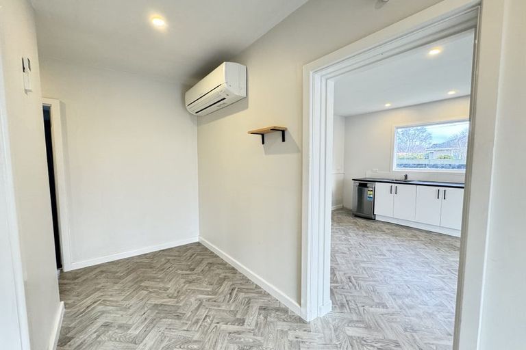 Photo of property in 6 Vahsel Bay Place, Wigram, Christchurch, 8025